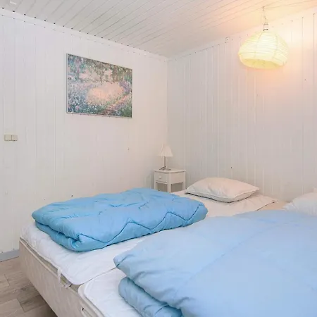 Дом отдыха 6 Person In